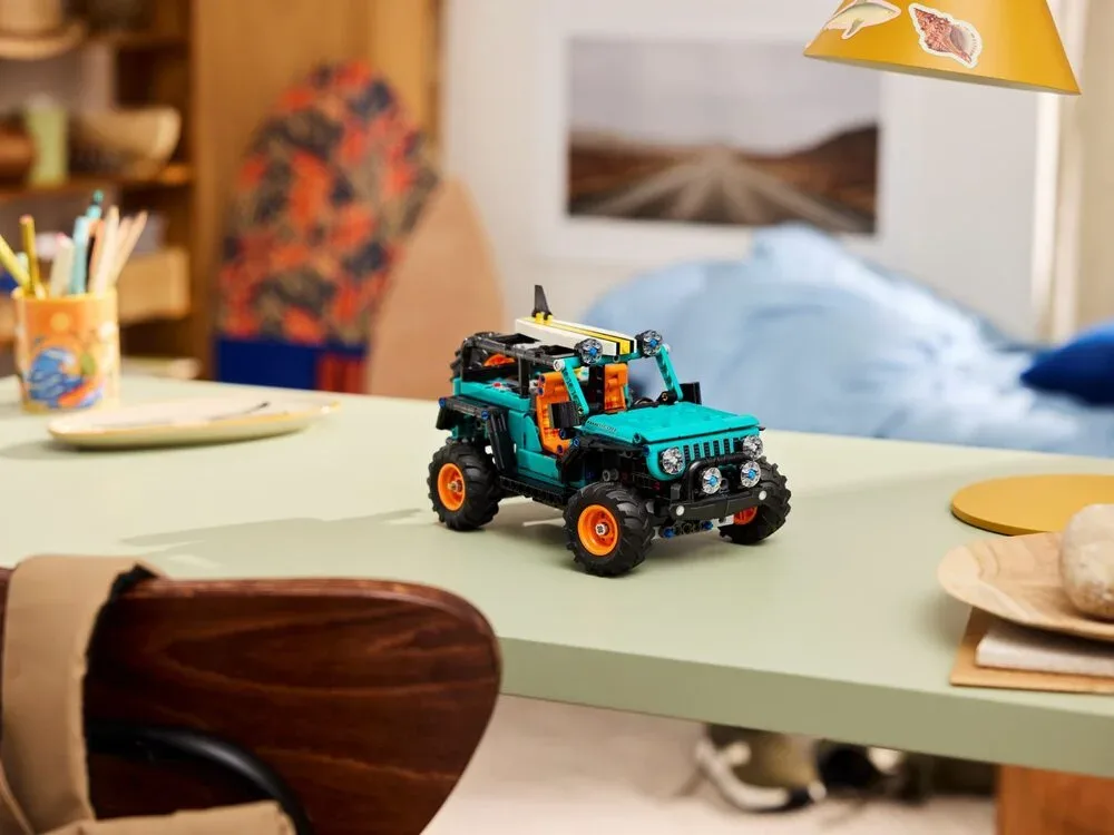 Конструктор LEGO Technic позашляховик Jeep Wrangler Rubicon різнокольоровий