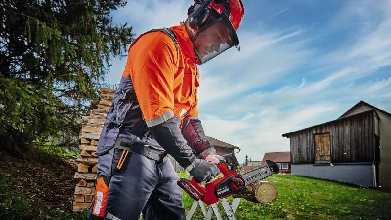 Акумуляторна ланцюгова пила Einhell Professional FORTEXXA 18/20 TH 18В PXC, 20 см, 2.54 кг, без батареї та зарядного пристрою.