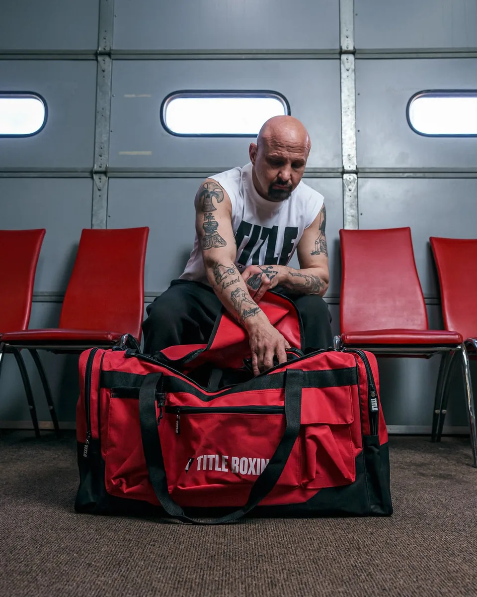 Спортивна сумка TITLE поліестер 70л червона