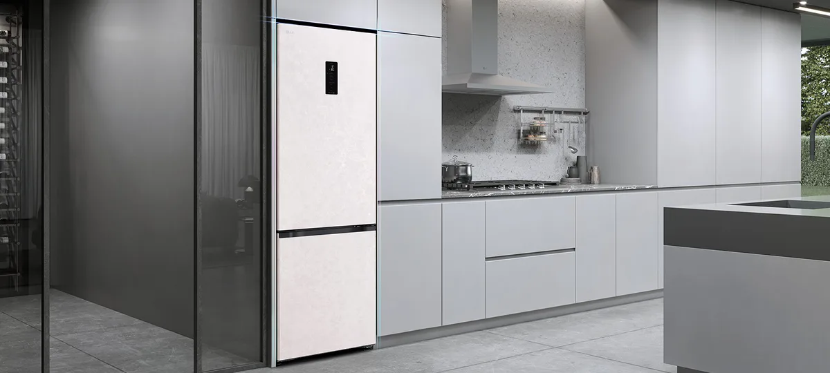 Холодильник LG з нижньою морозильною камерою 375 л бежевий