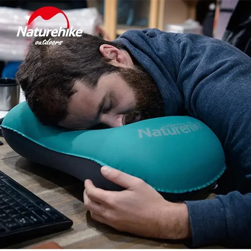 Надувна подушка Naturehike поліестер 42х29х11 см зелена