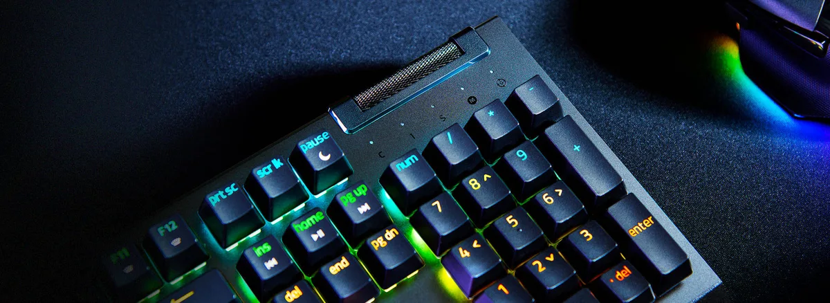 Клавіатура механічна Razer USB Green Switch 110 клавіш RGB чорна