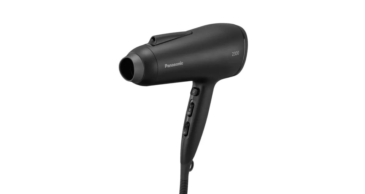 Фен Panasonic, 2300 Вт, 3 швидкості, іонізація, холодний обдув, чорний.