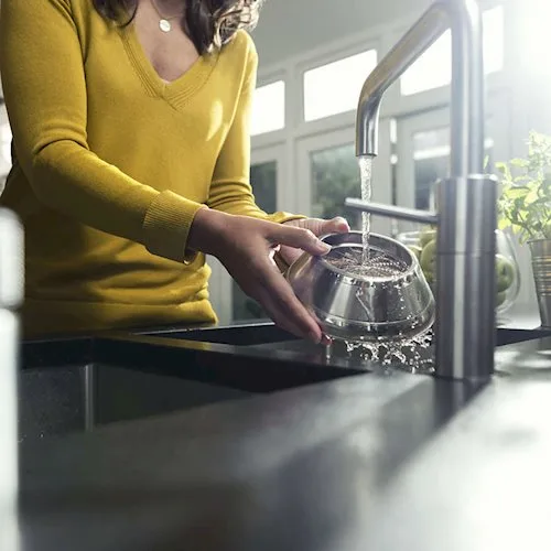 Соковыжималка Philips пластиковая 1000 Вт 43,2х25х29,6 см черная.