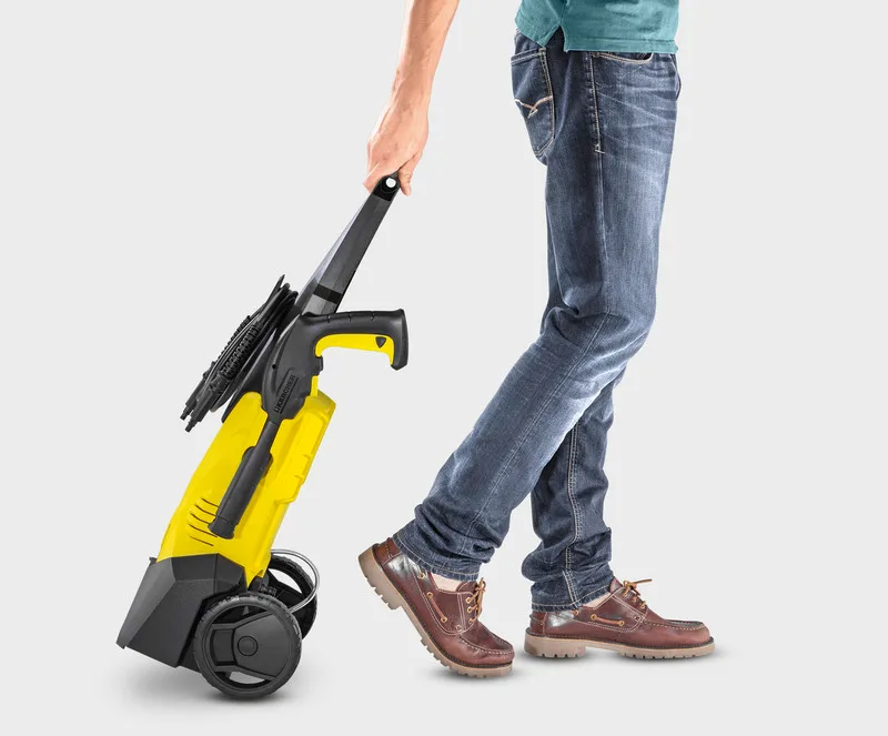 Високонапірний мийник Karcher K 3, 1600 Вт, 20-120 бар, продуктивність 380 л/год, шланг 6 м, вага 5 кг.