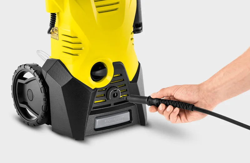 Високонапірний мийник Karcher K 3, 1600 Вт, 20-120 бар, продуктивність 380 л/год, шланг 6 м, вага 5 кг.