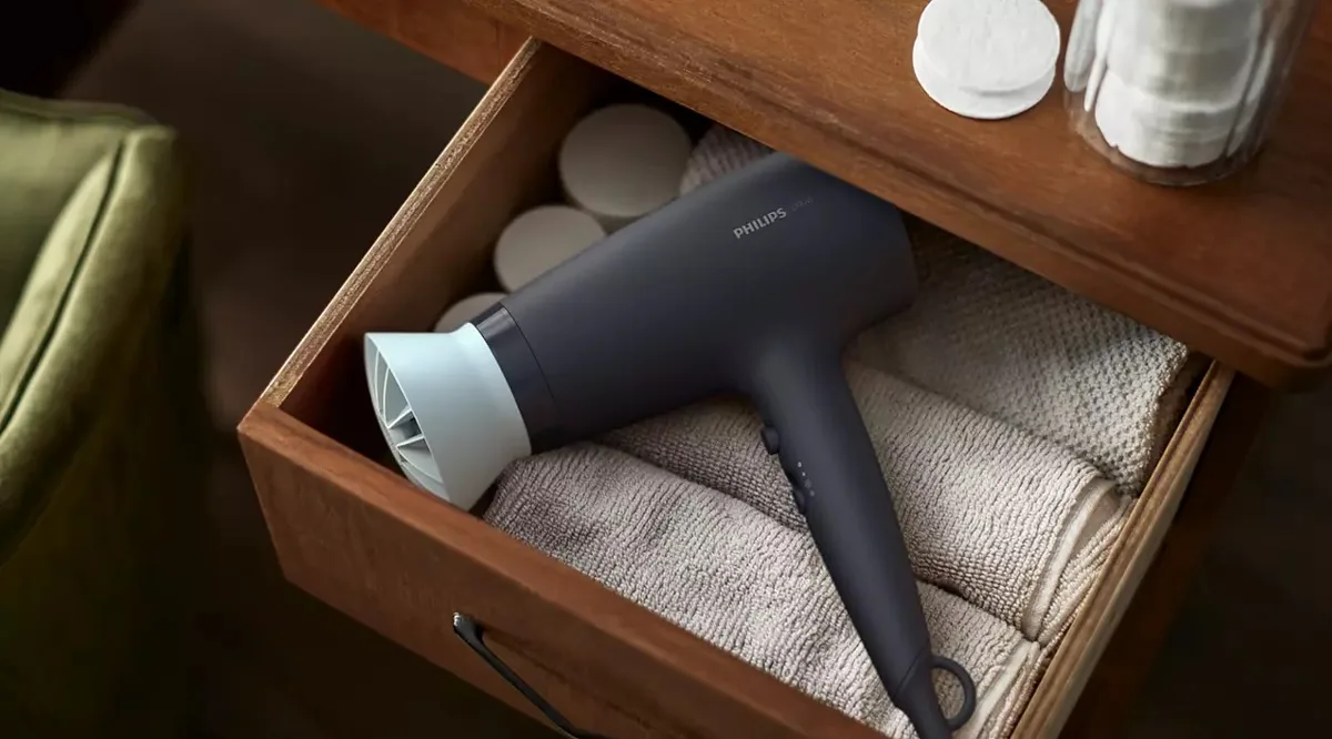 Фен Philips 3000 Series, 2100 Вт, 3 скорости, диффузор, ионизация, холодный обдув, синий