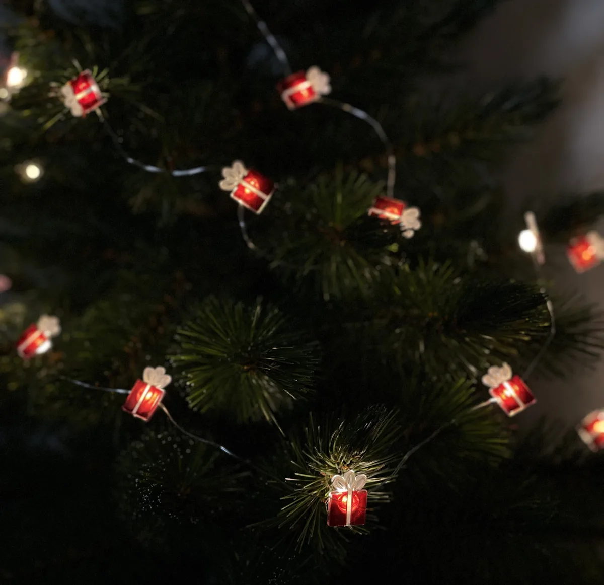 Гірлянда-струна Chomik пластик 2,2 м 20 LED теплий білий