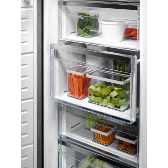 Морозильник Electrolux, 186 см, 60 см, 65 см, 278 літрів, клас E, No Frost, інверторний, нержавіюча сталь.