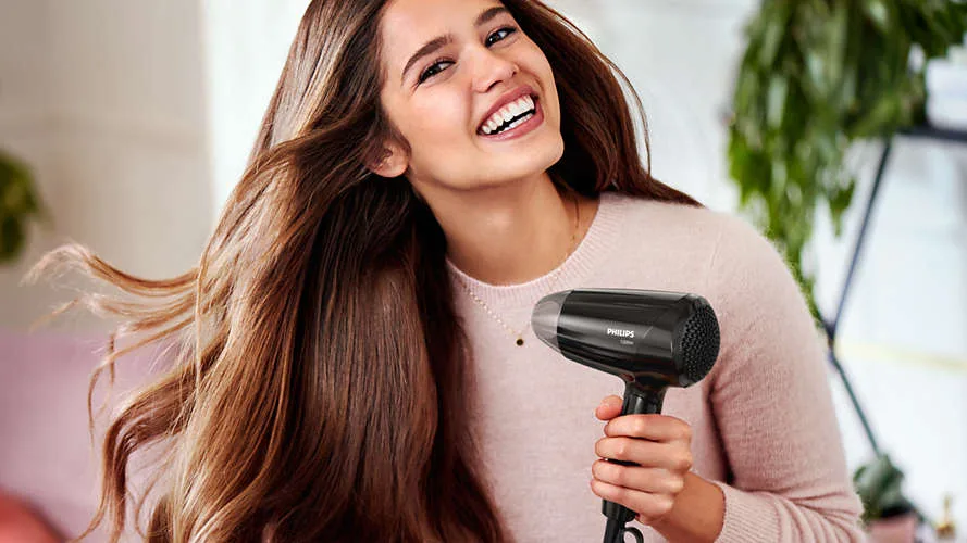 Фен Philips EssentialCare, компактний дорожній, 1200Вт, 3 налаштування, холодний обдув, чорний.