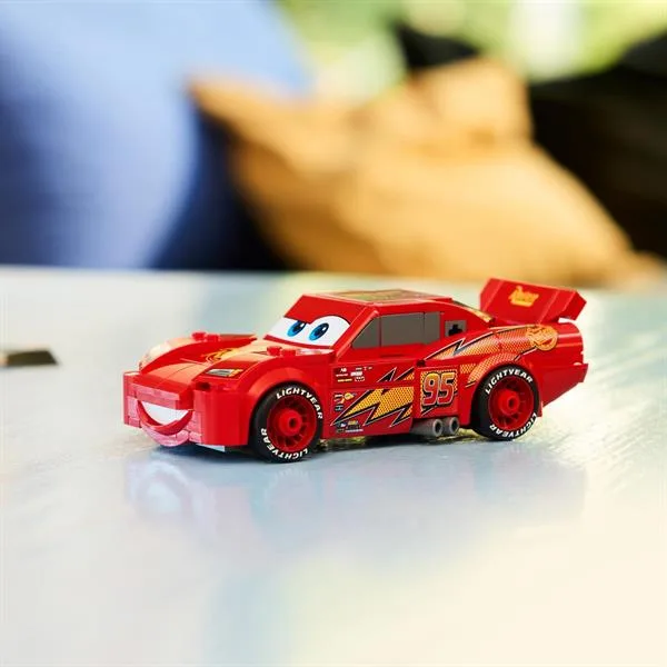 Конструктор LEGO Speed Champions 270 деталей жовтий помаранчевий