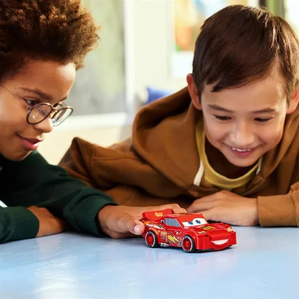 Конструктор LEGO Speed Champions 270 деталей жовтий помаранчевий
