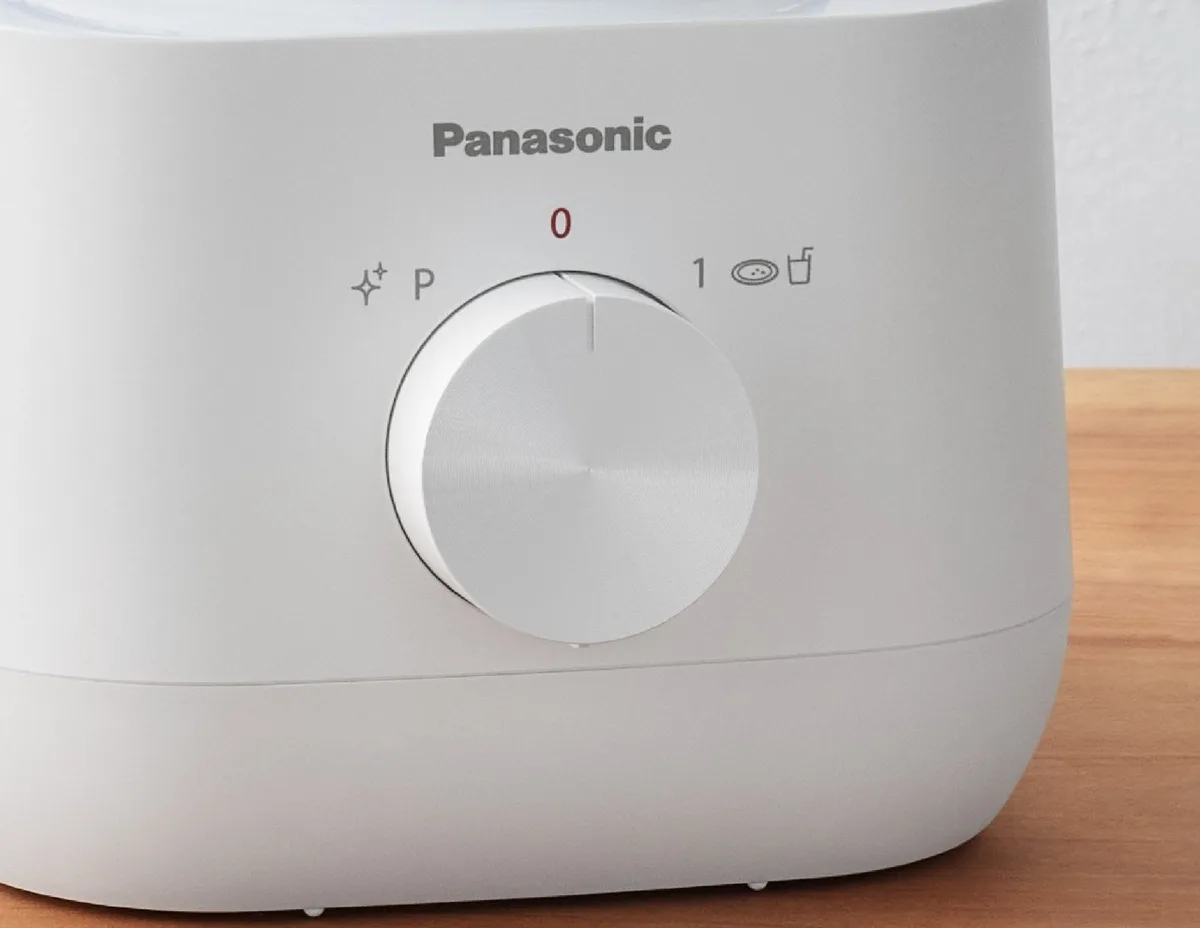 Блендер Panasonic стаціонарний, 450Вт, об'єм чаші 1350мл, млинок для спецій, білий.