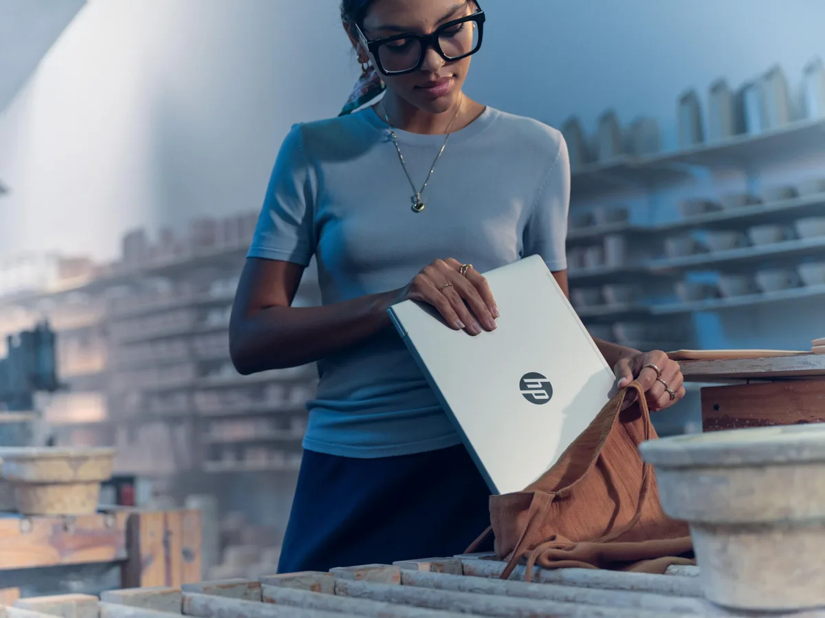Ноутбук HP Probook 4-G1a 14" WUXGA IPS, AMD R5-230, 32GB, F1TB, UMA, DOS, сріблястий