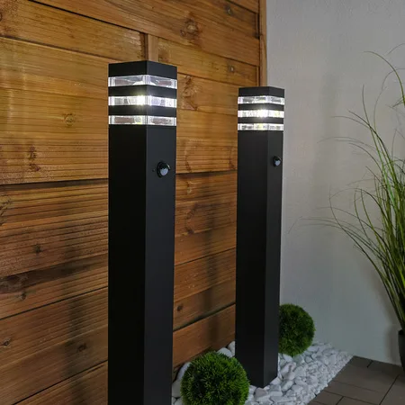 Садовий ліхтар LumiLED стовпчик 80 см чорний метал з датчиком руху