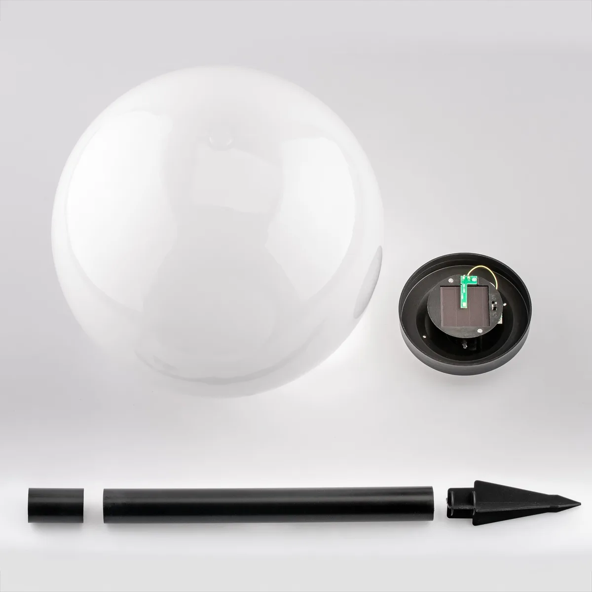 Большая LED шар LumiLED 30 см пластиковая белая на солнечной батарее холодный свет 6500K