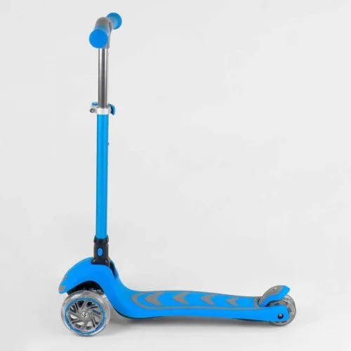 Трехколесный самокат Best Scooter голубой складной с алюминиевым рулем для детей со светящимися колесами.