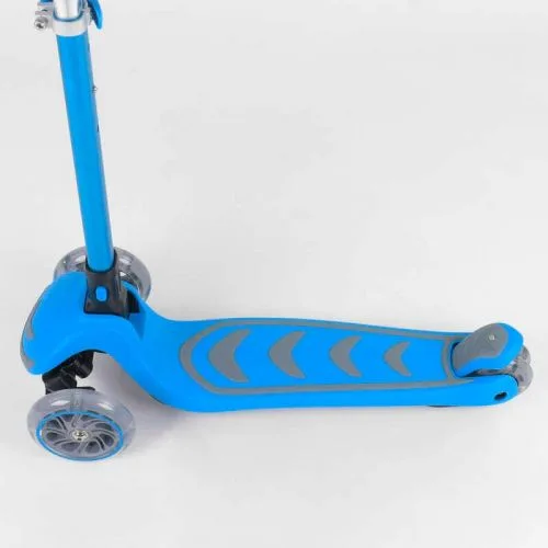 Трехколесный самокат Best Scooter голубой складной с алюминиевым рулем для детей со светящимися колесами.