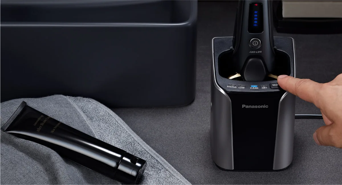 Електрична бритва Panasonic з сітковою системою, 5 бритвяними головками, Li-Ion акумулятором, функцією сухого та вологого гоління,