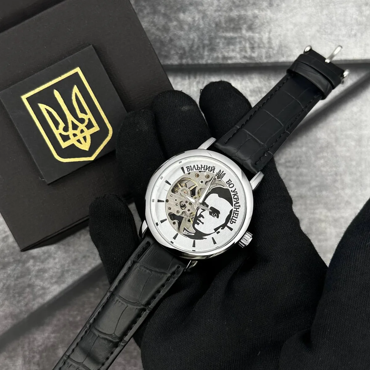Наручные часы Patriot механические металл 42 мм серебристые чёрные кожаный ремешок