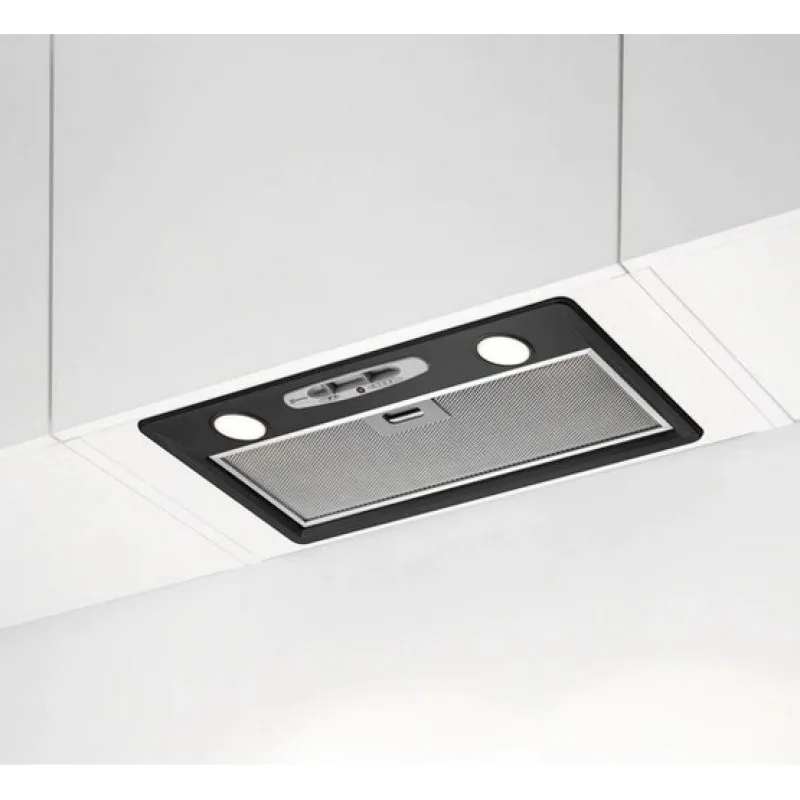 Вбудована витяжка Electrolux, 52 см, продуктивність 600 м3/год, чорного кольору.