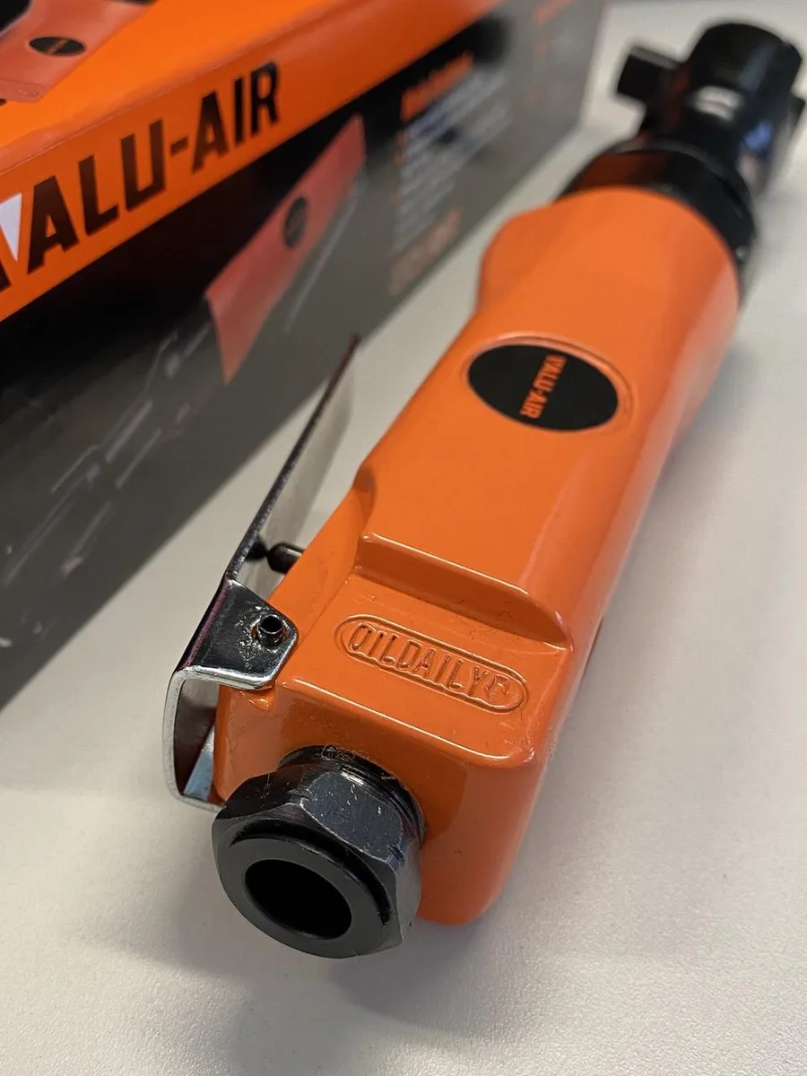 Пневматична тріскачка AIRKRAFT RP7412 1/2" 68N*m 160об/хв Кутова 1,2 кг