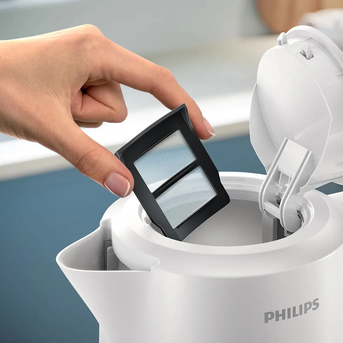 Електрочайник Philips 3000 Series, об'ємом 1,7 л, Strix, пластиковий, білий.