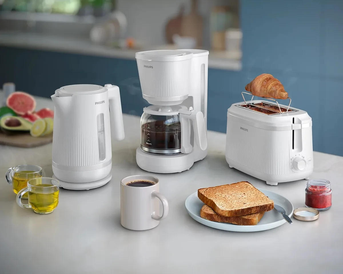 Електрочайник Philips 3000 Series, об'ємом 1,7 л, Strix, пластиковий, білий.