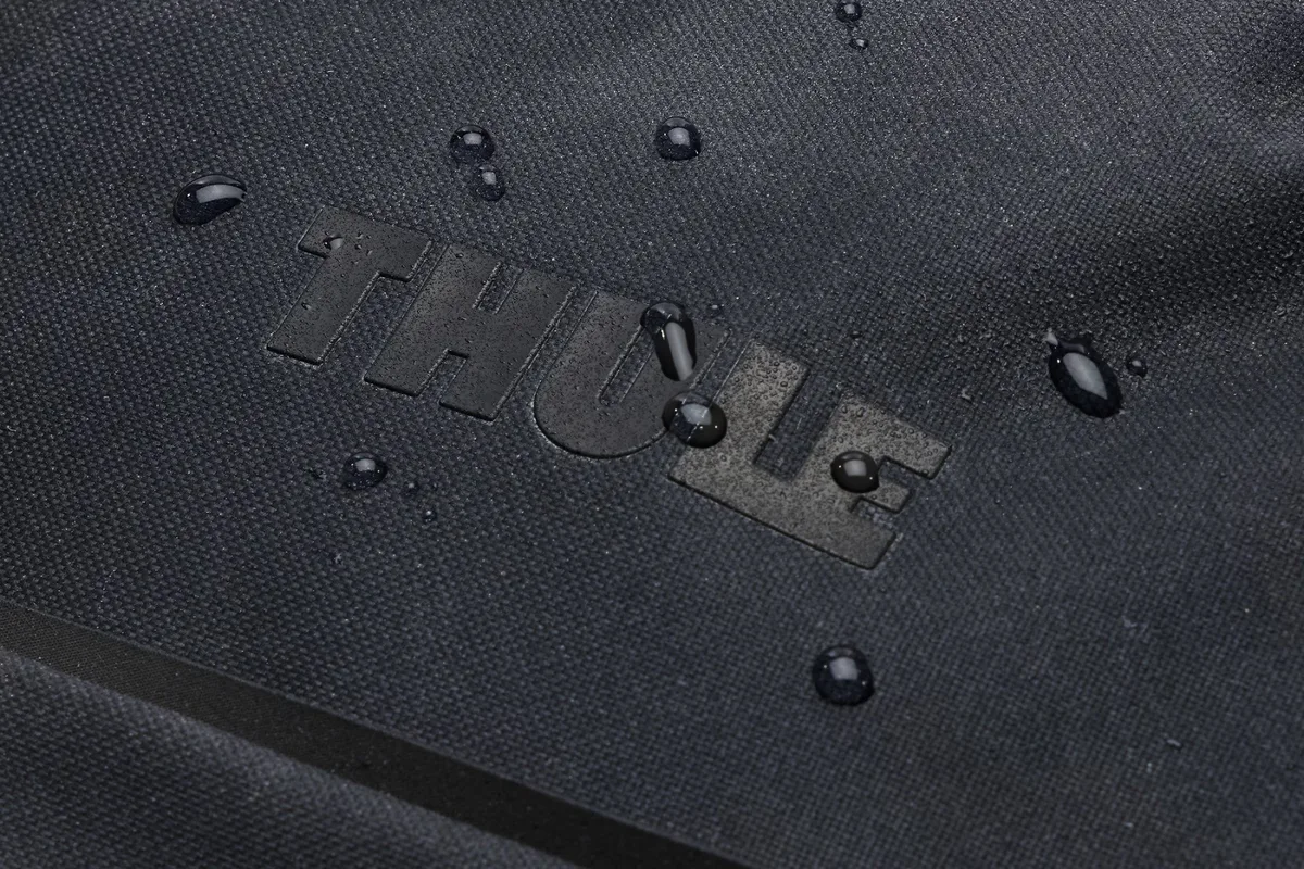 Дорожня сумка Thule Поліестер 550х350х230 мм Чорна