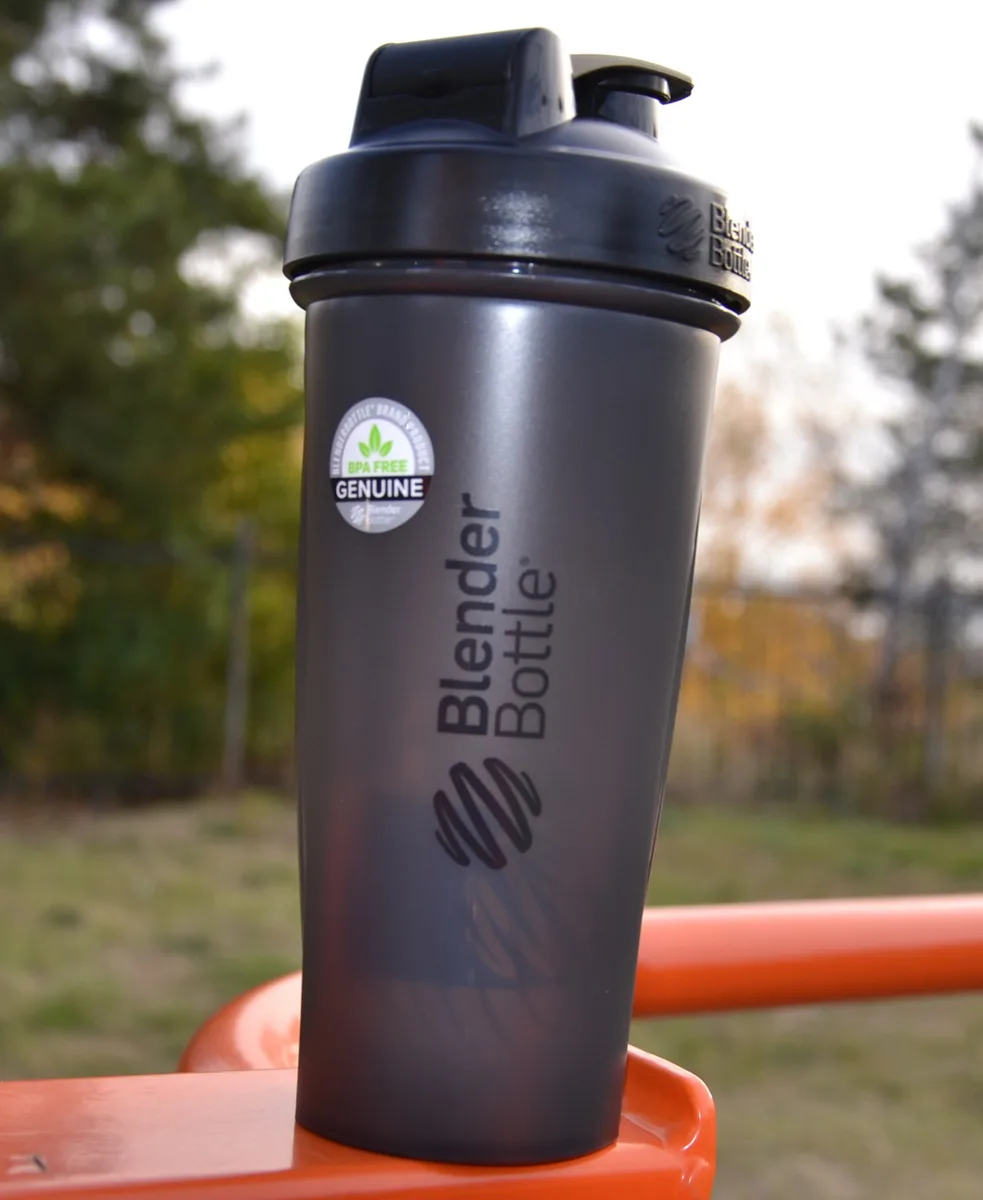 Шейкер спортивний BlenderBottle Tritan 820 мл Чорний
