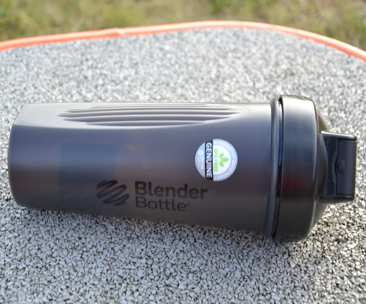 Шейкер спортивний BlenderBottle Tritan 820 мл Чорний