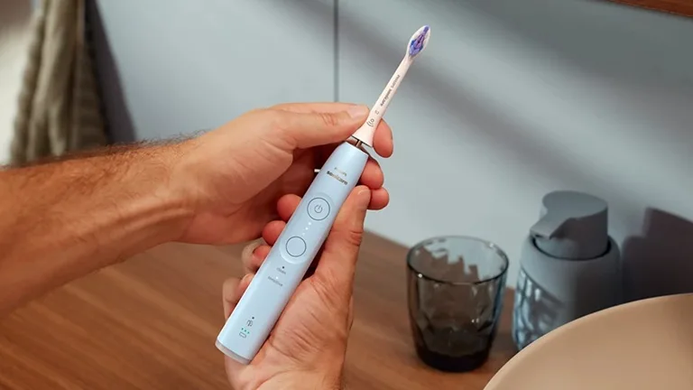 Зубна електрощітка Philips Sonicare Ультразвукова 62000 рухів на хвилину Блакитна