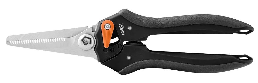 Секатор плоский Neo Tools, діаметр різу 6 мм, довжина 210 мм, вага 184 г.