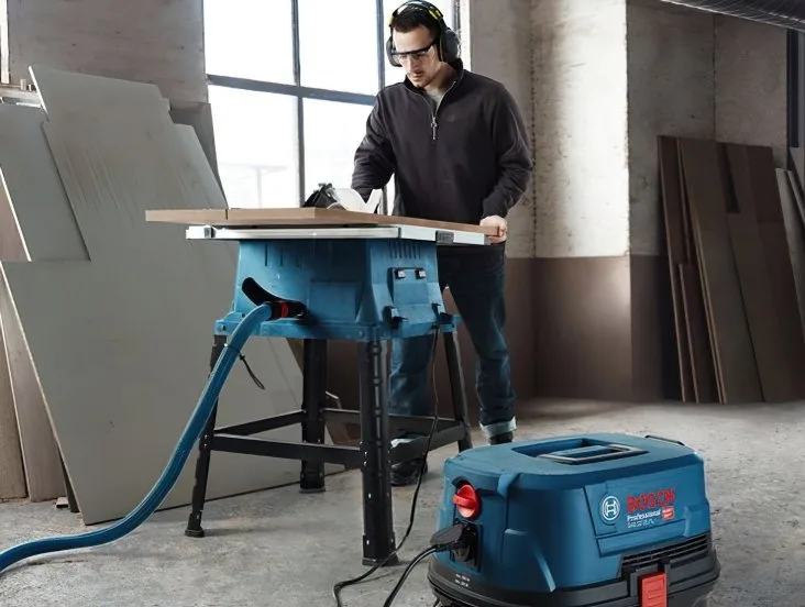 Пилосос професійний Bosch 1200 Вт 21 л пластиковий контейнер чорний