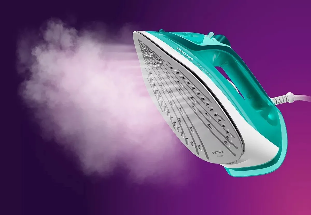 Праска Philips 3000 серії, 2400 Вт, об'єм резервуара 300 мл, потужний паровий удар до 180°C, стабільна подача пари 40 г/хв, керамі