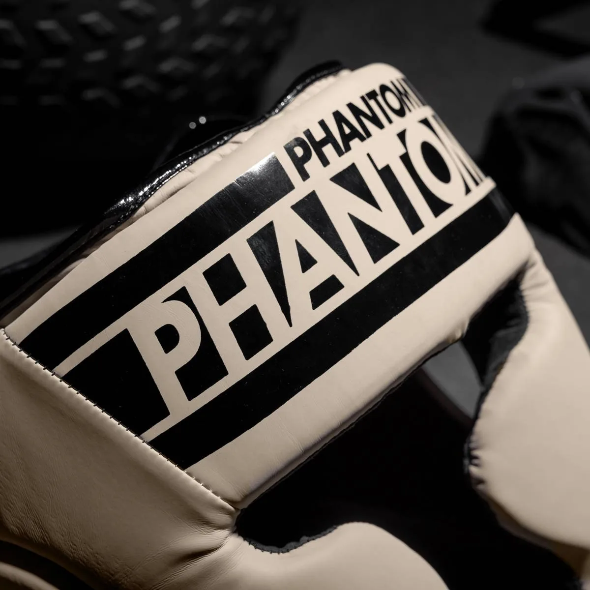 Боксерський шолом Phantom PU шкіра універсальний бежевий