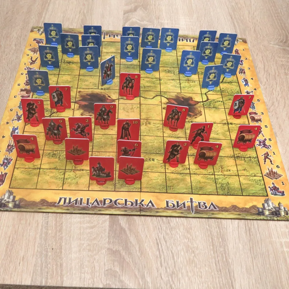 Настольная игра Artos games пластиковая 80 фигурок 40х40 см красная синяя