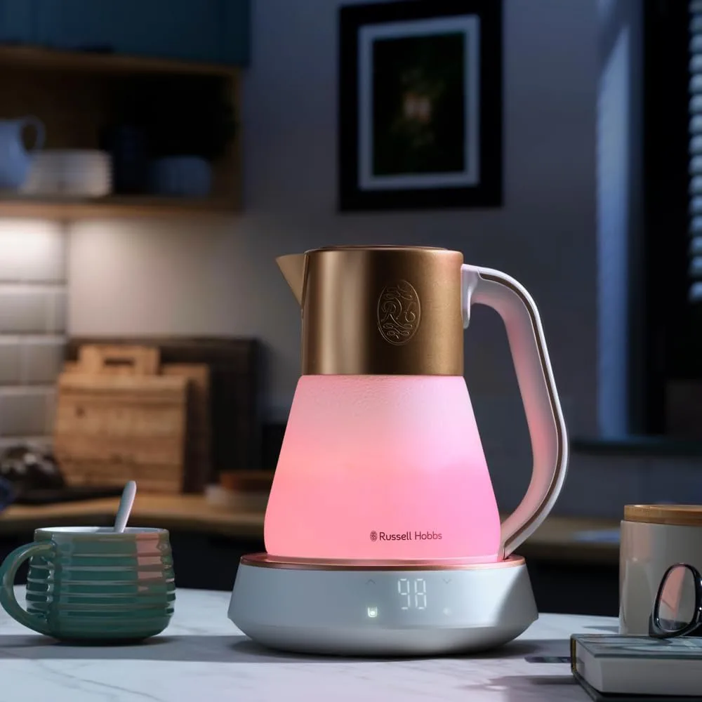 Електрочайник Russell Hobbs Calm, 1.7л, скляний, білий з мідними акцентами.