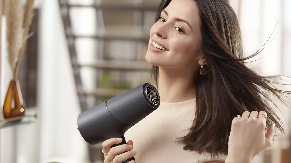 Фен Philips 5000 Series, 2100 Вт, 3 скорости, ионизация, холодный обдув, графитовый