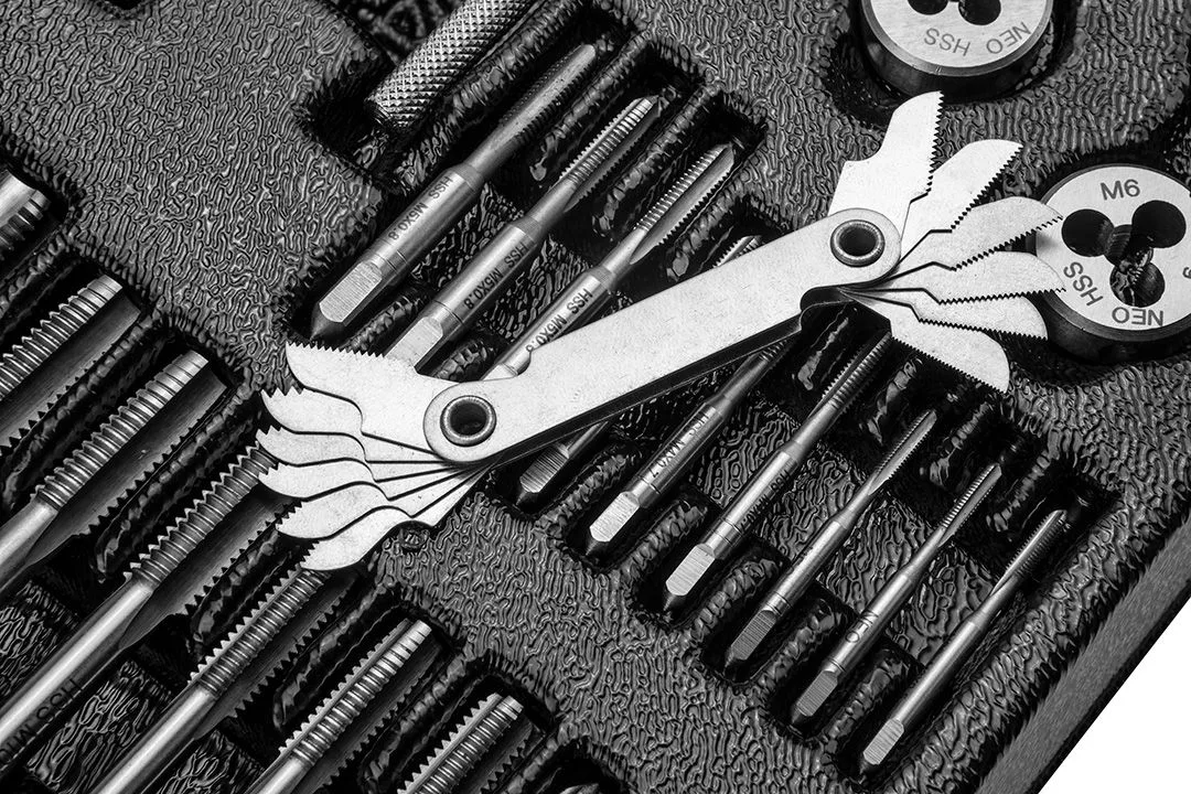 Плашки та мітчики Neo Tools набір 31шт M3-M12 гвинторізи для різьблення позначники для майстерні