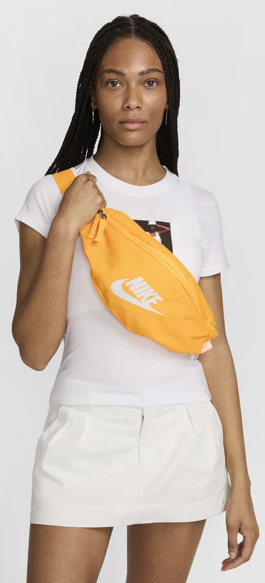Сумка на пояс NIKE поліестер 41х10х15 см жовта 3 л унісекс