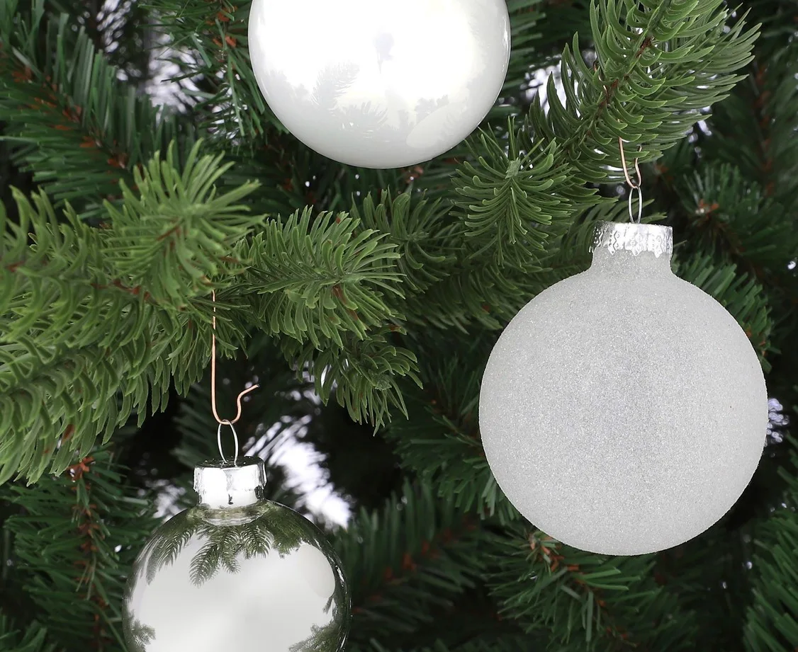 Ялинкові скляні кулі Mica Decorations 42 шт 5 6 7 см білі