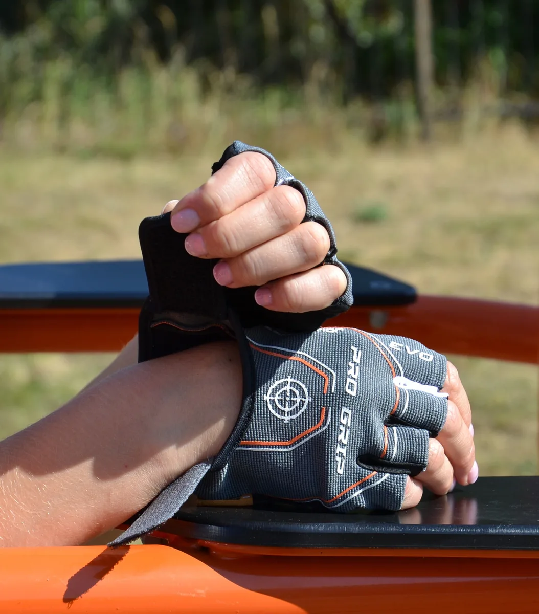 Перчатки для фитнеса Active Point материал Amara XL серые