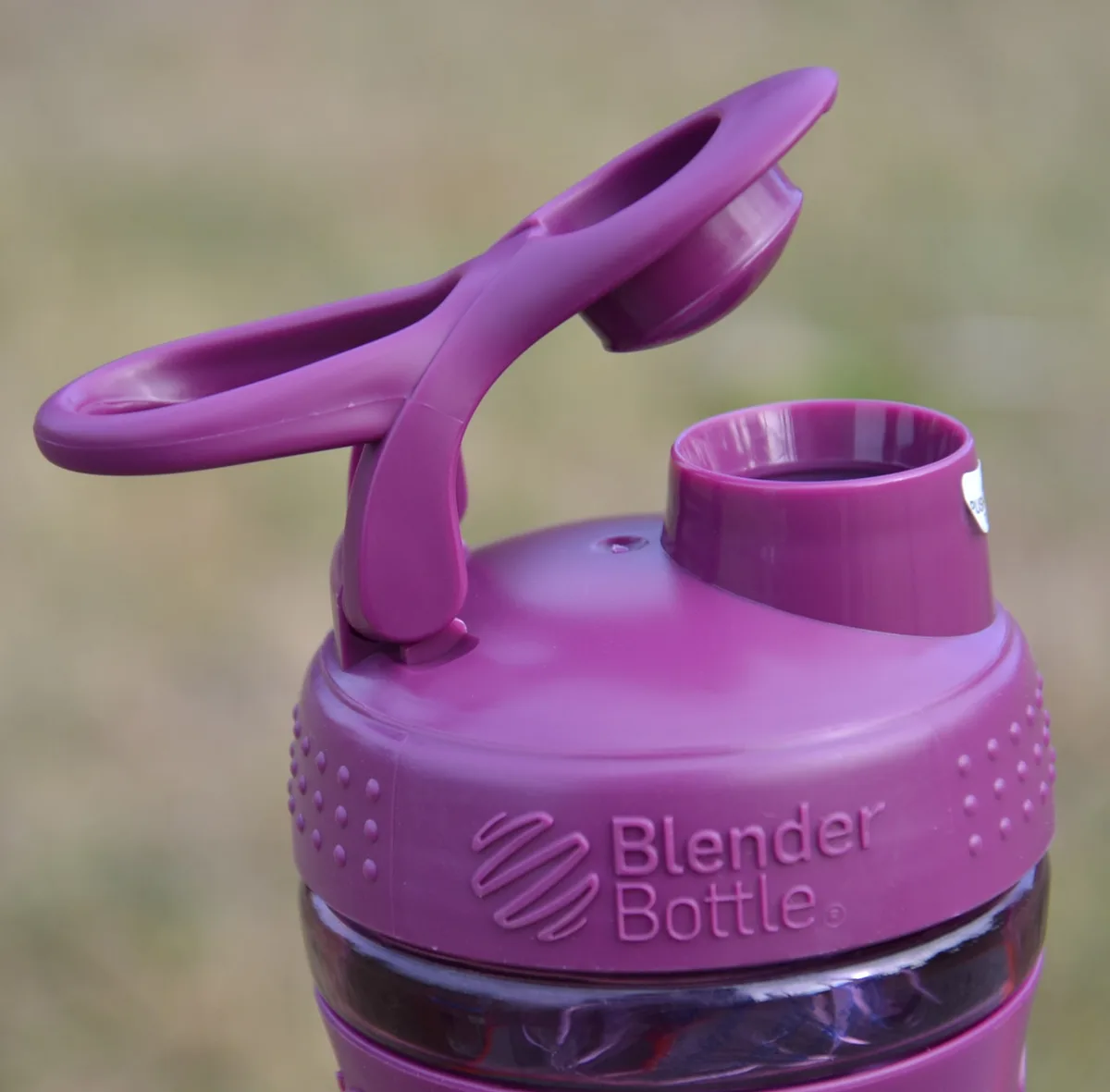 Шейкер BlenderBottle Tritan 590 мл Фіолетовий