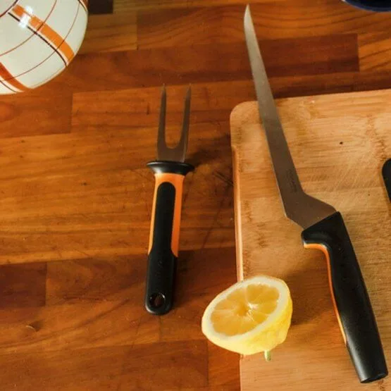 Вилка для риби Fiskars Functional Form, 19 см, нержавіюча сталь, пластик, чорного кольору.