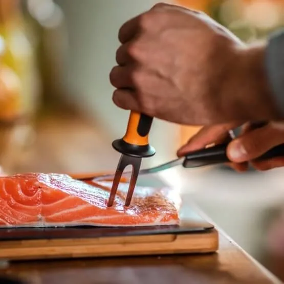Вилка для риби Fiskars Functional Form, 19 см, нержавіюча сталь, пластик, чорного кольору.