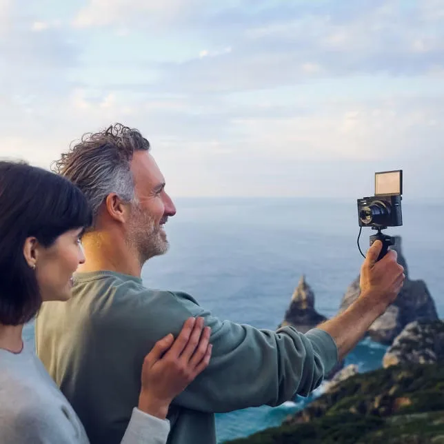 Цифрова фотокамера Panasonic компактна 30x зум 20,3 Мп чорна