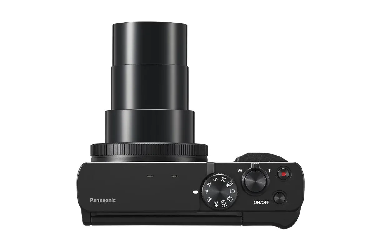 Цифрова фотокамера Panasonic компактна 30x зум 20,3 Мп чорна