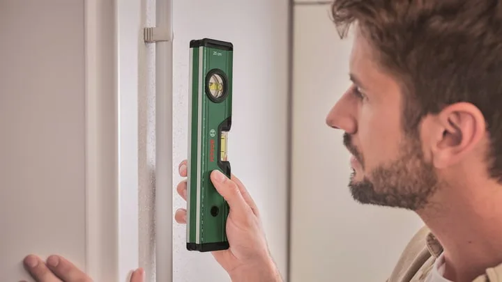 Уровень Bosch, 25 см, 2 пузырька, алюминиевый корпус
