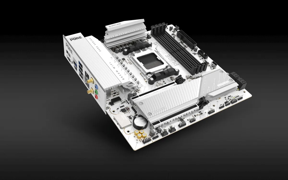 Материнcька плата SAPPHIRE PURE B850M WIFI sAM5 B850 4xDDR5 M.2 HDMI DP Wi-Fi BT mATX білий